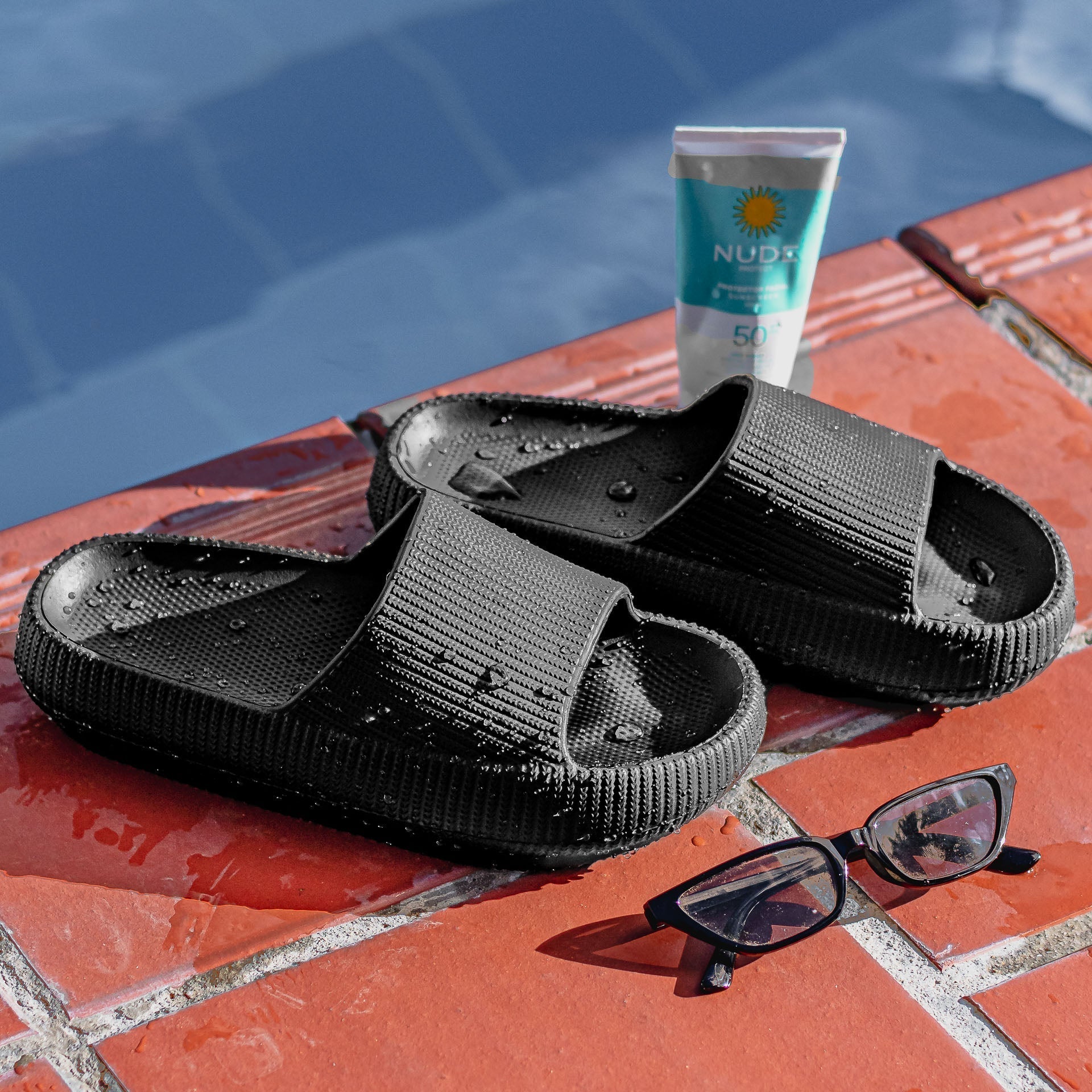 gid://shopify/MediaImage/24692153417822